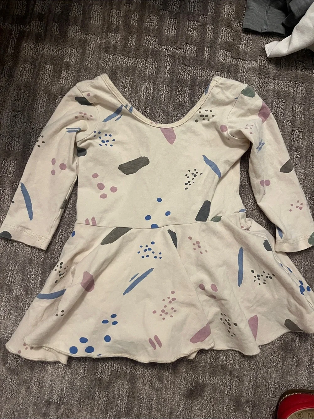 Alice + Ames Cream Long-Sleeve Dress Pastel Abstract Motif for Dance or ballet